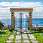Beachfront With Pool, Padel & Private Parking Ситио-де-Калаонда