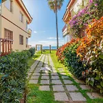 Beachfront With Pool, Padel & Private Parking *