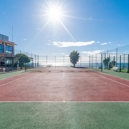 Апартаменты Beachfront With Pool, Padel & Private Parking